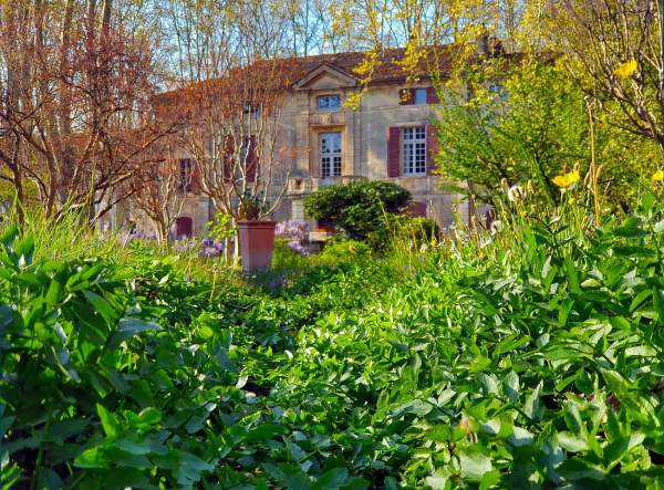 chateau de roussan